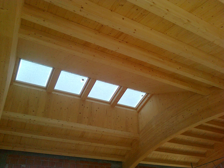 Realizzazione lucernari e abbaini per tetti in legno veneta tetti Lucernari per tetti in legno