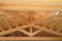 Fornitura tetti in legno pretagliati